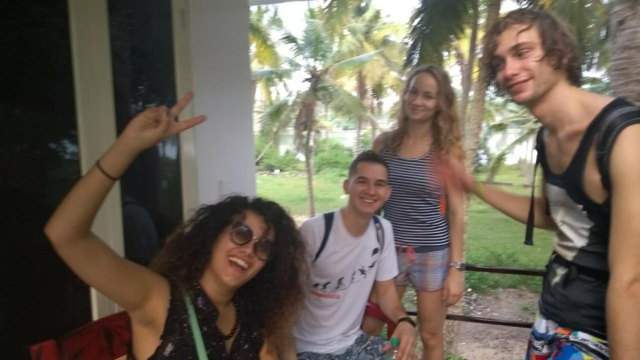 Blue Birds Homestay Cherai Beach