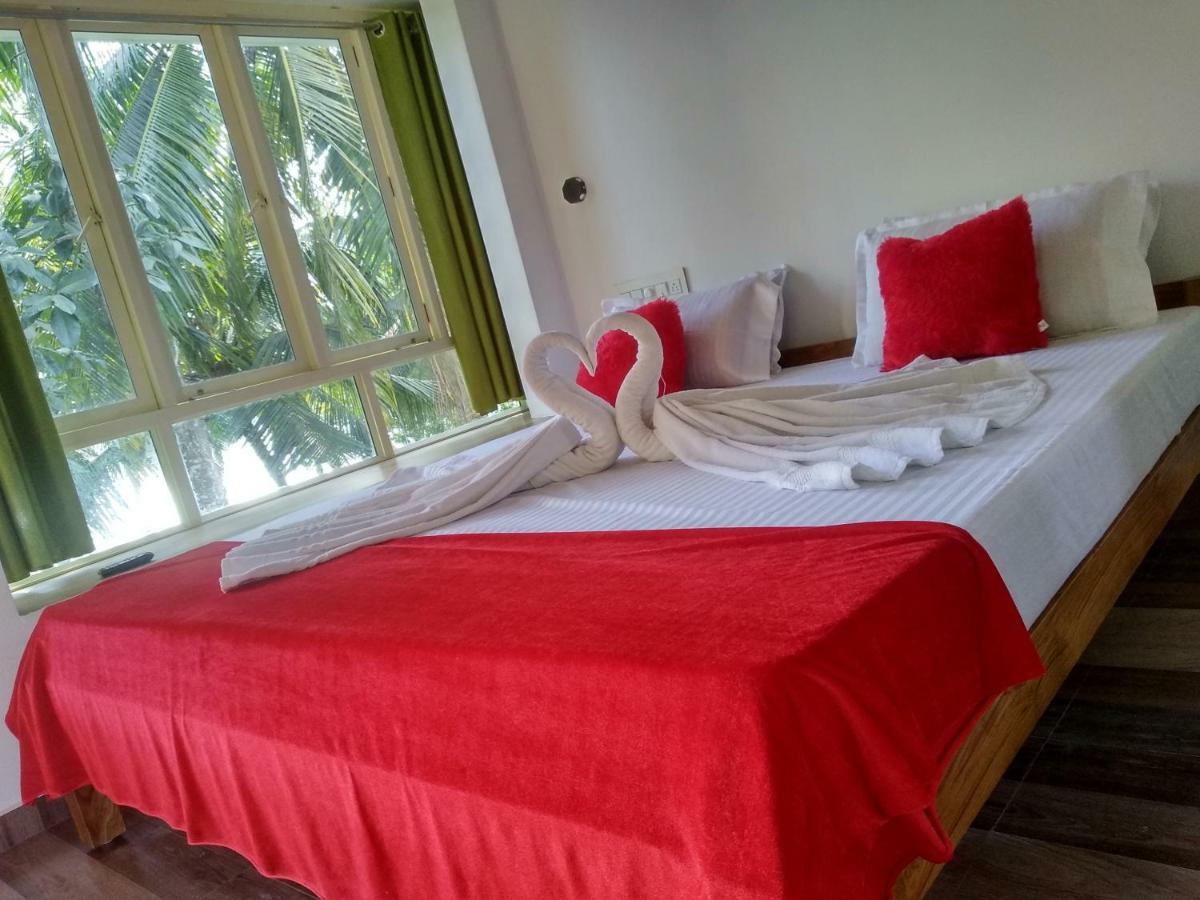 Homestay Blue Birds Cherai Beach