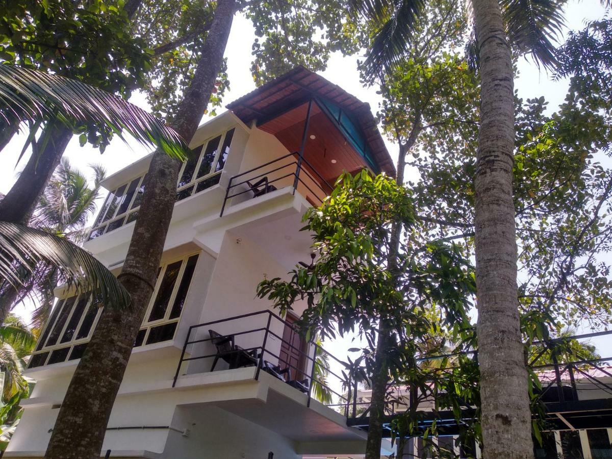 Blue Birds Homestay Cherai Beach
